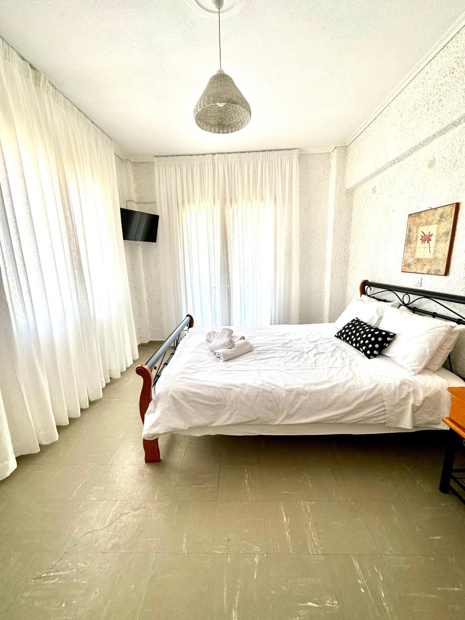 Katerina Apartments Néos Pírgos Zimmer foto