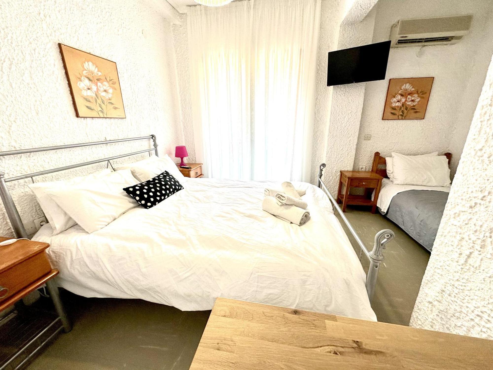 Katerina Apartments Néos Pírgos Zimmer foto
